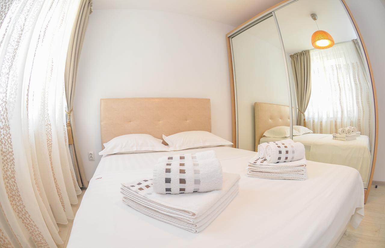 University Square Accommodation Βουκουρέστι Εξωτερικό φωτογραφία