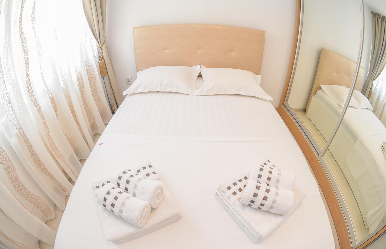University Square Accommodation Βουκουρέστι Εξωτερικό φωτογραφία