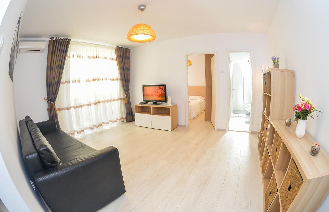 University Square Accommodation Βουκουρέστι Εξωτερικό φωτογραφία