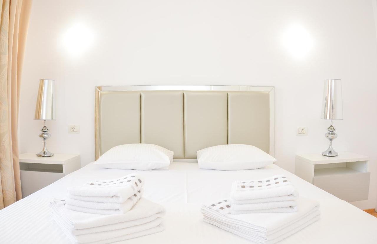 University Square Accommodation Βουκουρέστι Εξωτερικό φωτογραφία