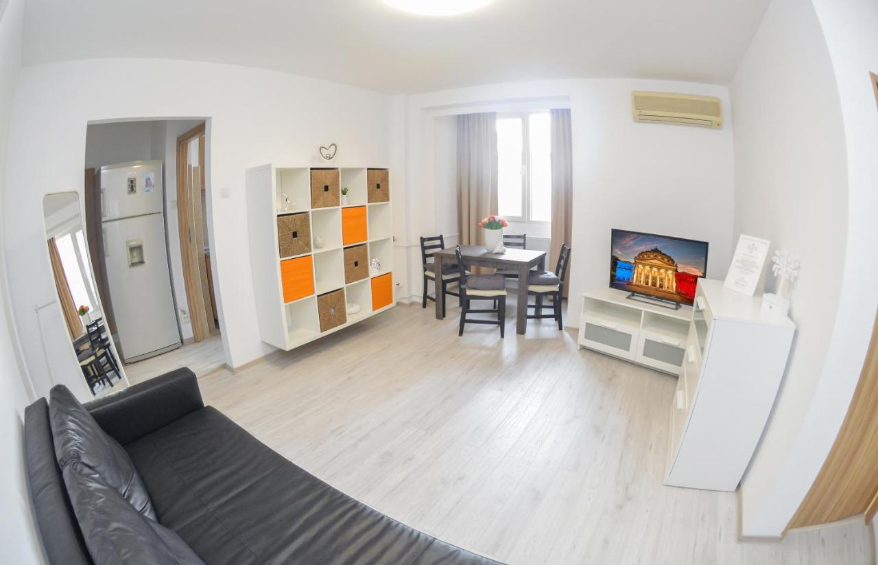 University Square Accommodation Βουκουρέστι Εξωτερικό φωτογραφία