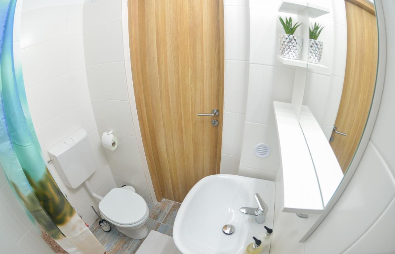 University Square Accommodation Βουκουρέστι Εξωτερικό φωτογραφία