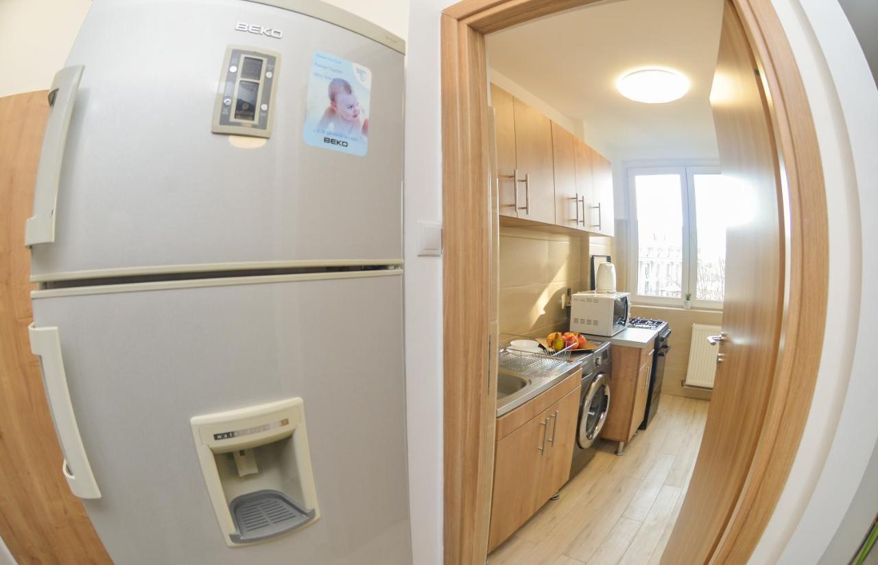 University Square Accommodation Βουκουρέστι Εξωτερικό φωτογραφία